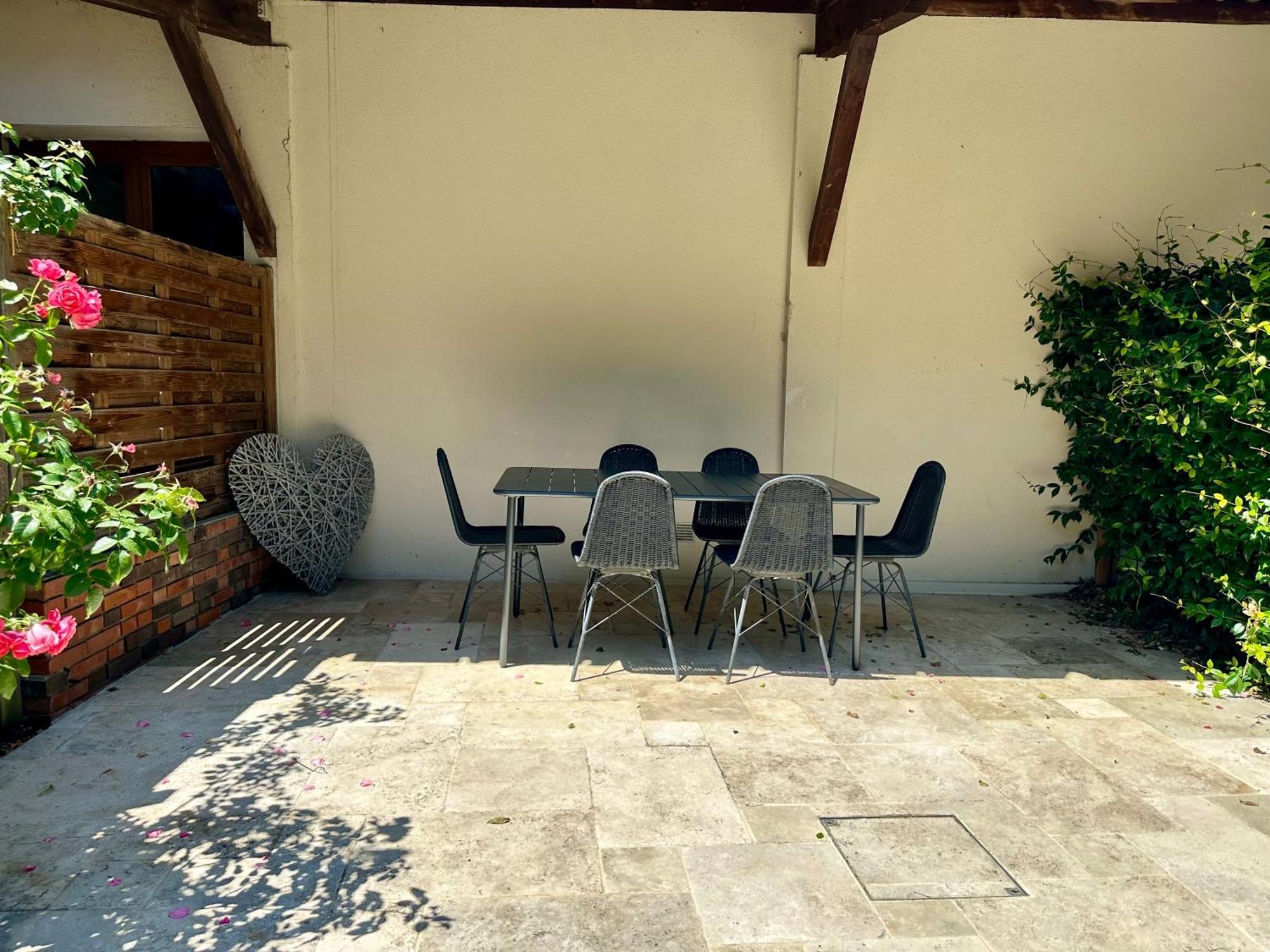 Le Clos Fleuri Châtillon-sur-Chalaronne Eksteriør bilde